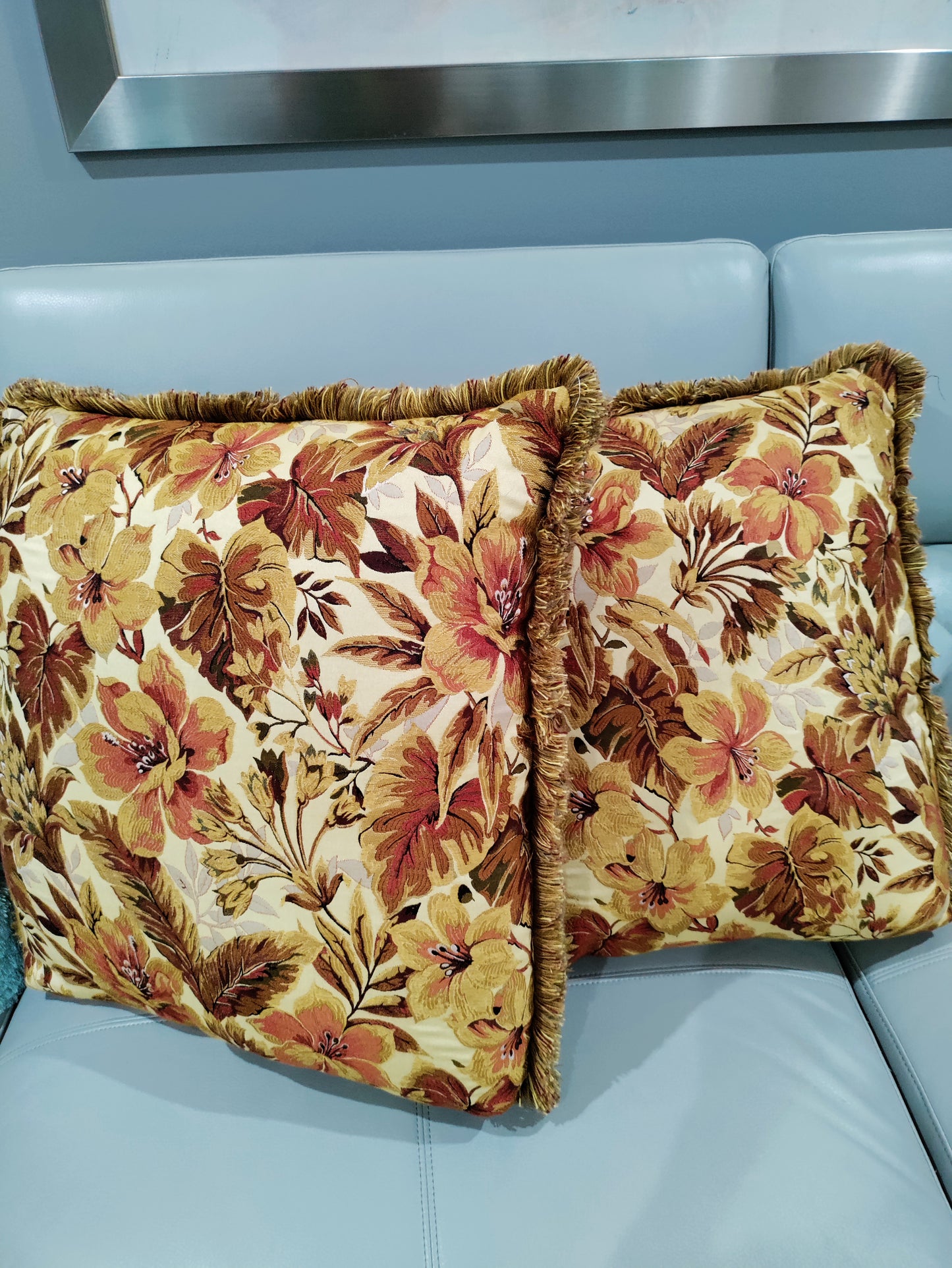 Flower accent pillows