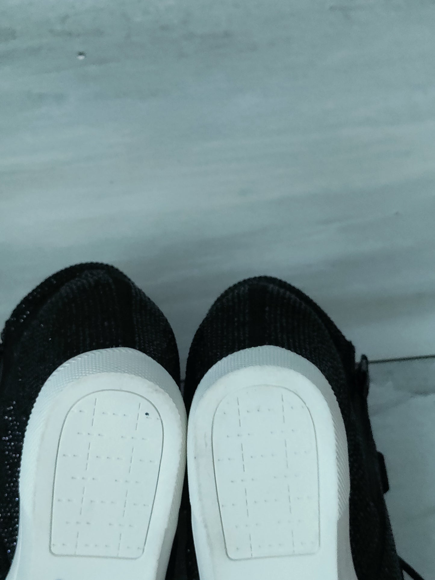 Thalia Sodi Sneakers