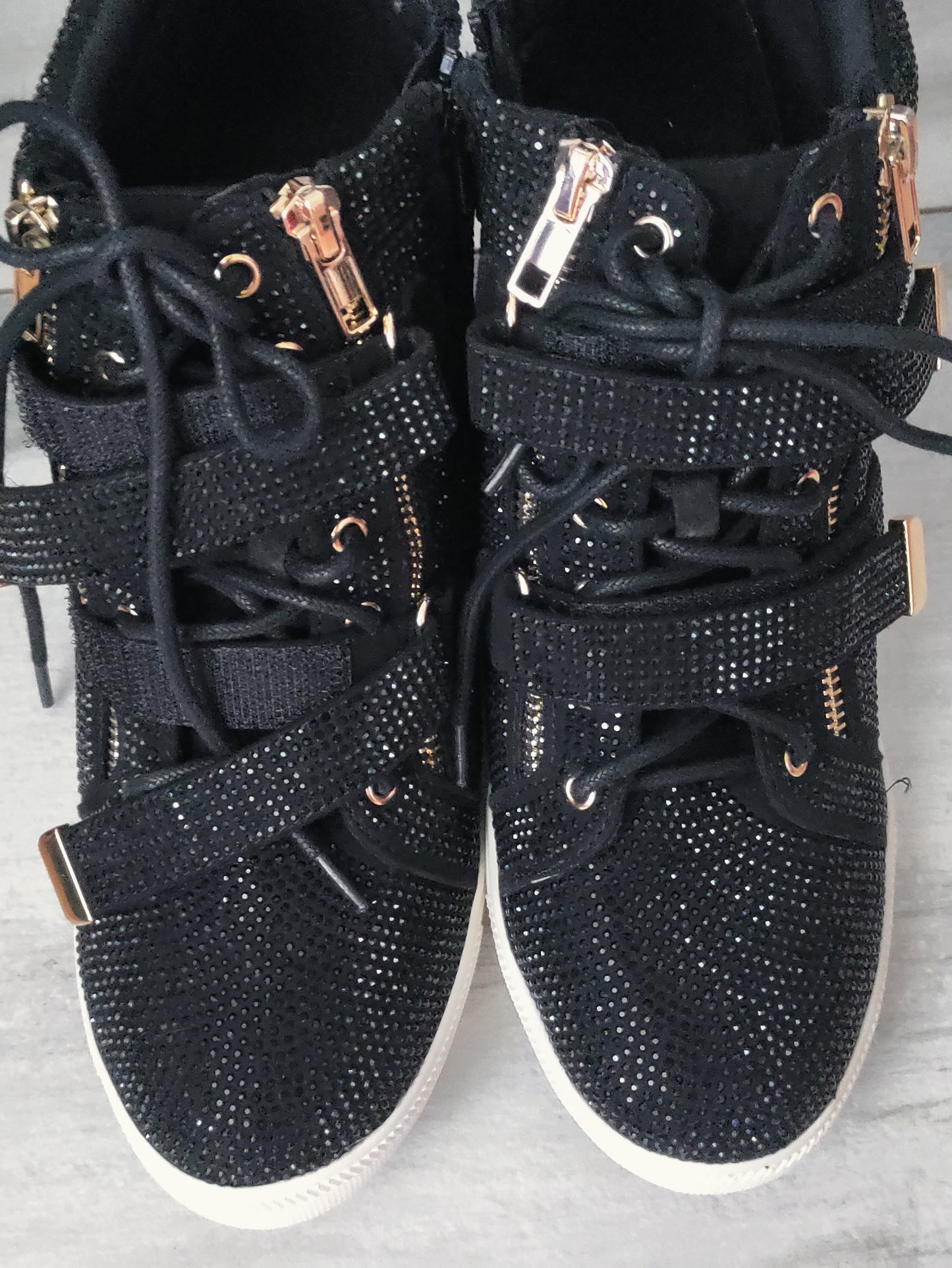 Thalia Sodi Sneakers