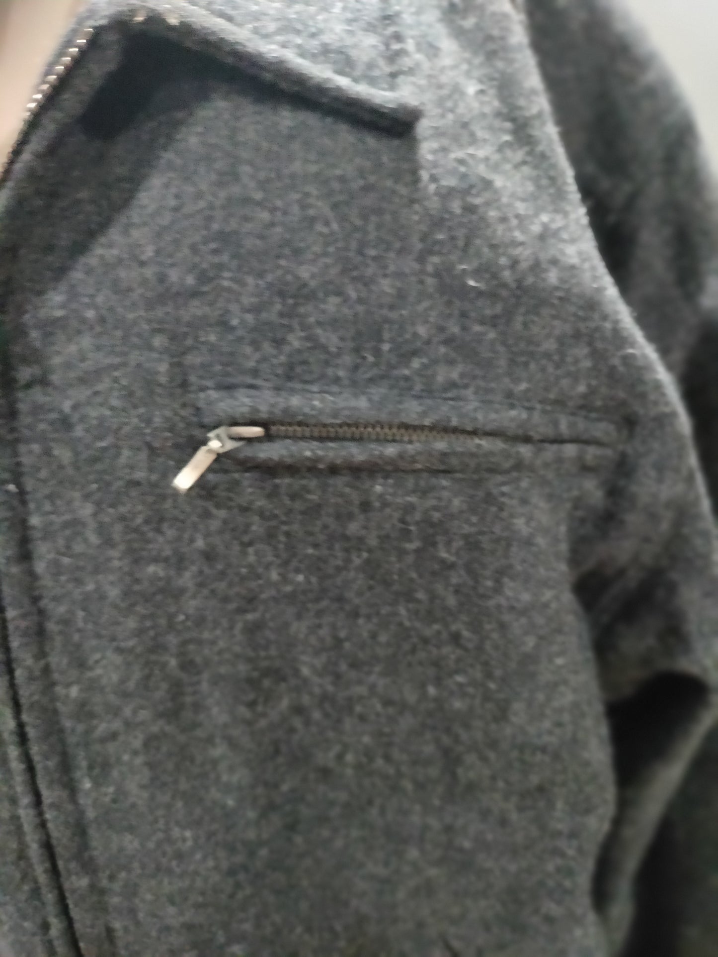 Structure Brand Men's Bomber Jacket  gray heavy long sleeves