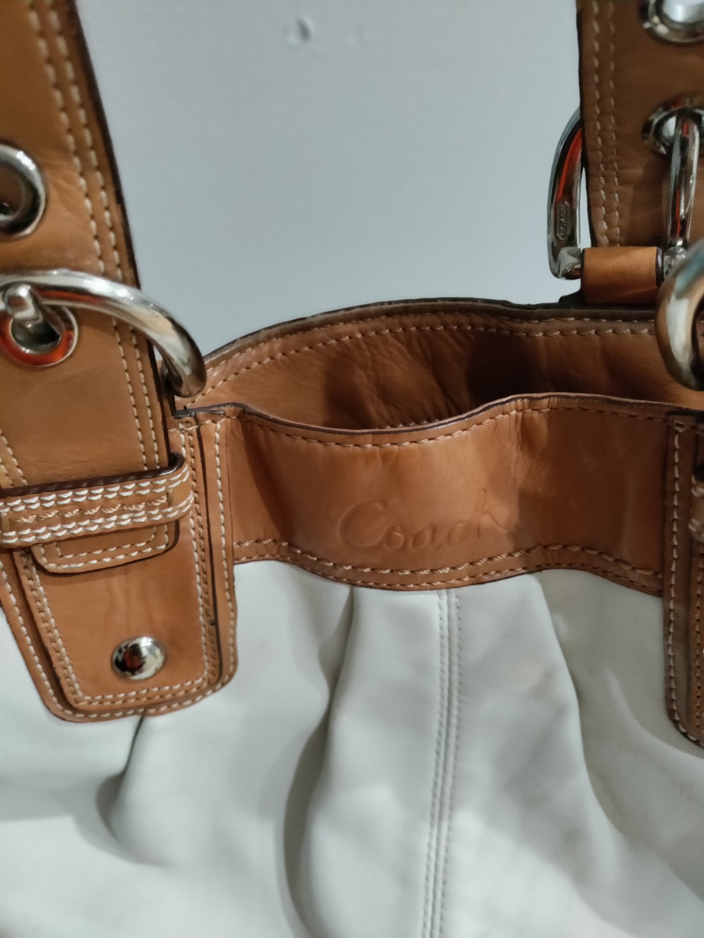 Coach should handbag