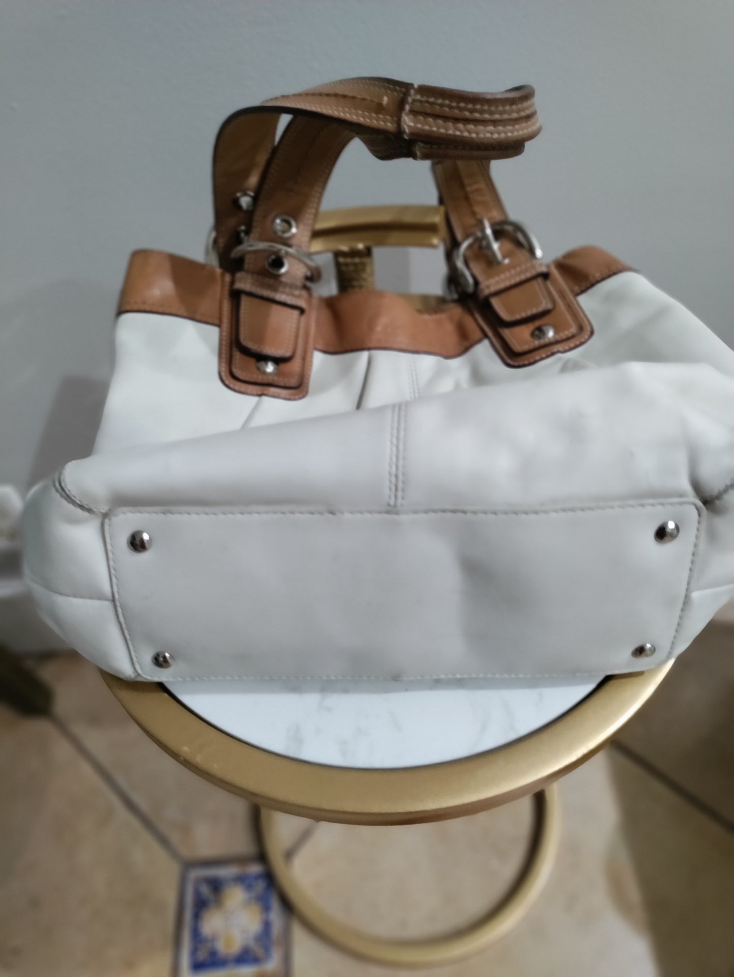 Coach should handbag