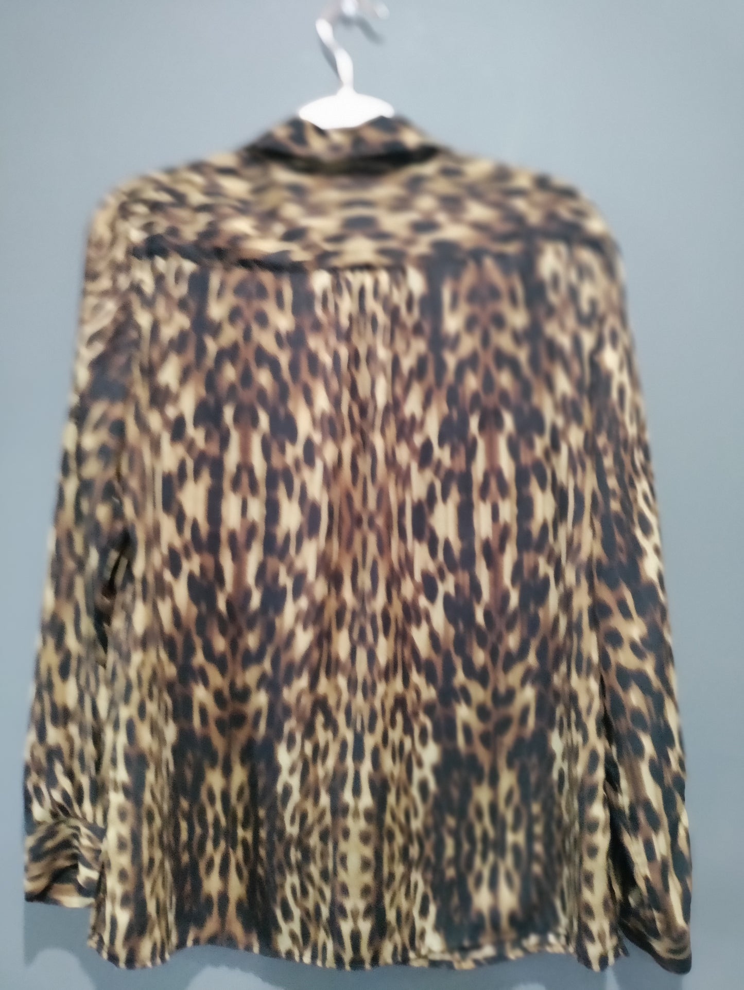 Jones of New York animal print blouse
