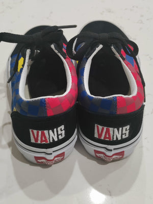 Van's canvas lace sneakers